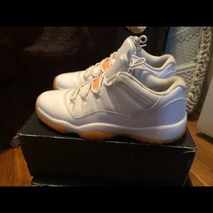Air Jordan 11 Retro Low GG
